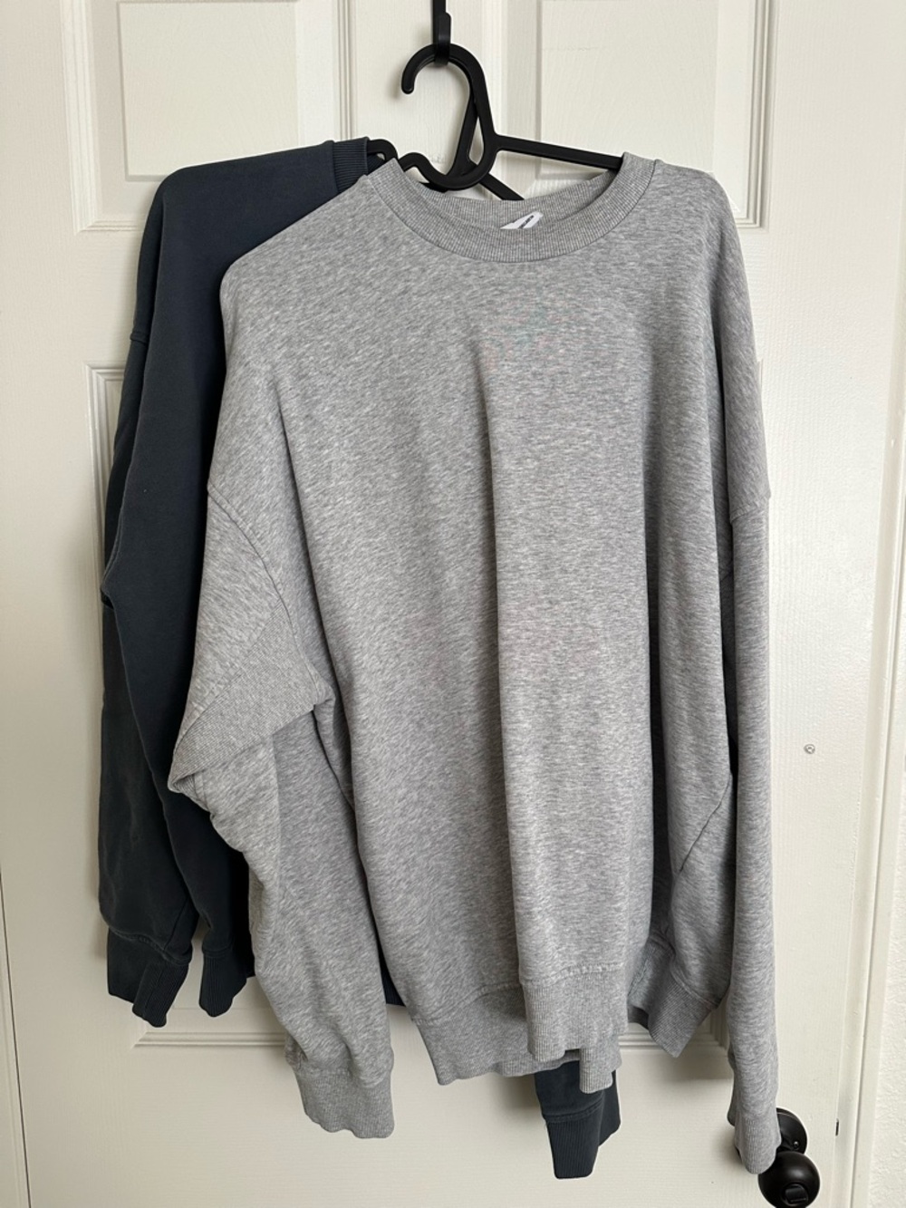 Gymshark Rest Day Essential Crew Men’s M Gray and Blue